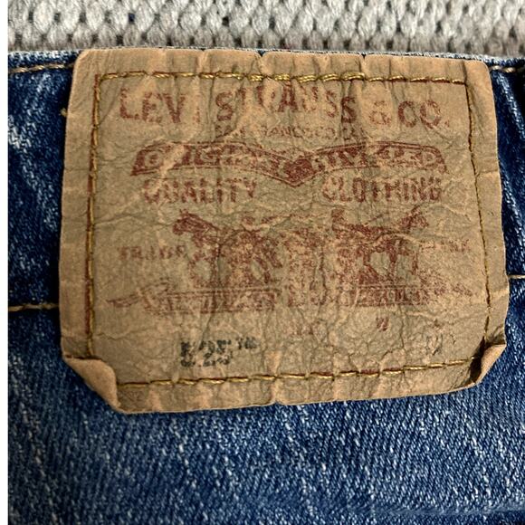 Levi's 525 Vintage Jeans Womens 6M 30x30 Blue Fade Nouveau Low Boot Cut - Picture 9 of 13